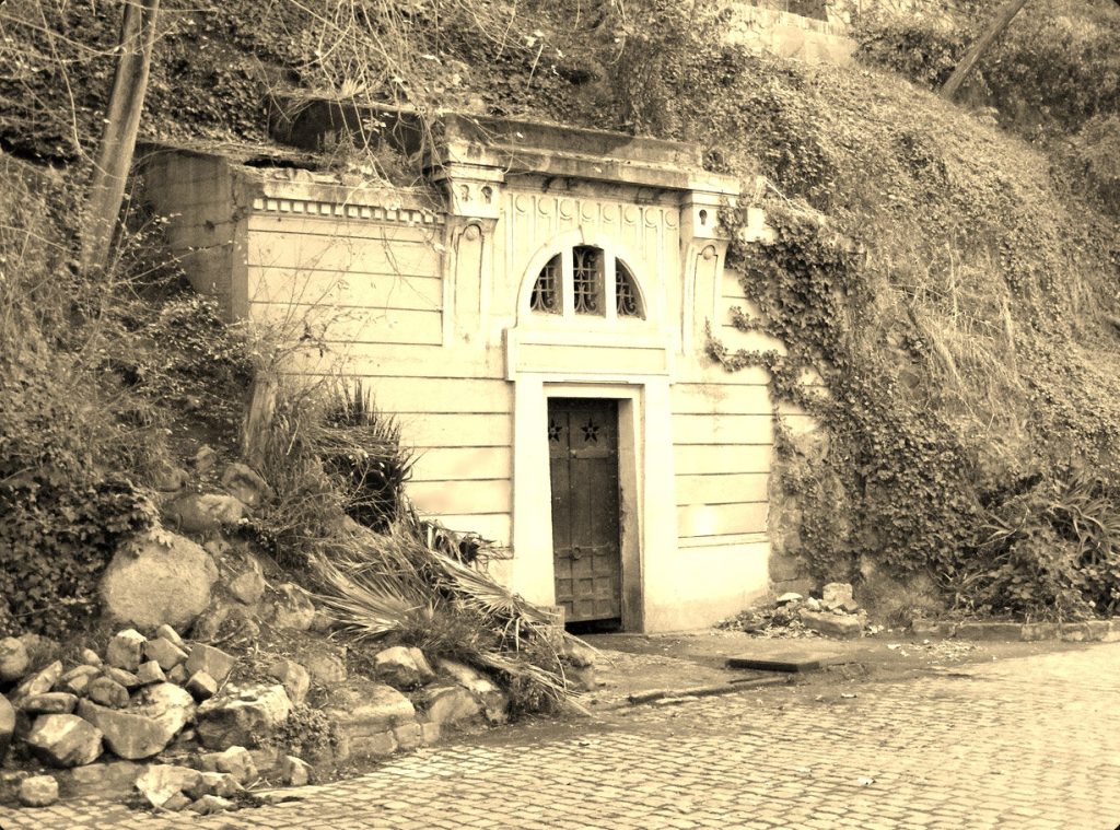 Inauguración estación sismológica Cerro Santa Lucía.